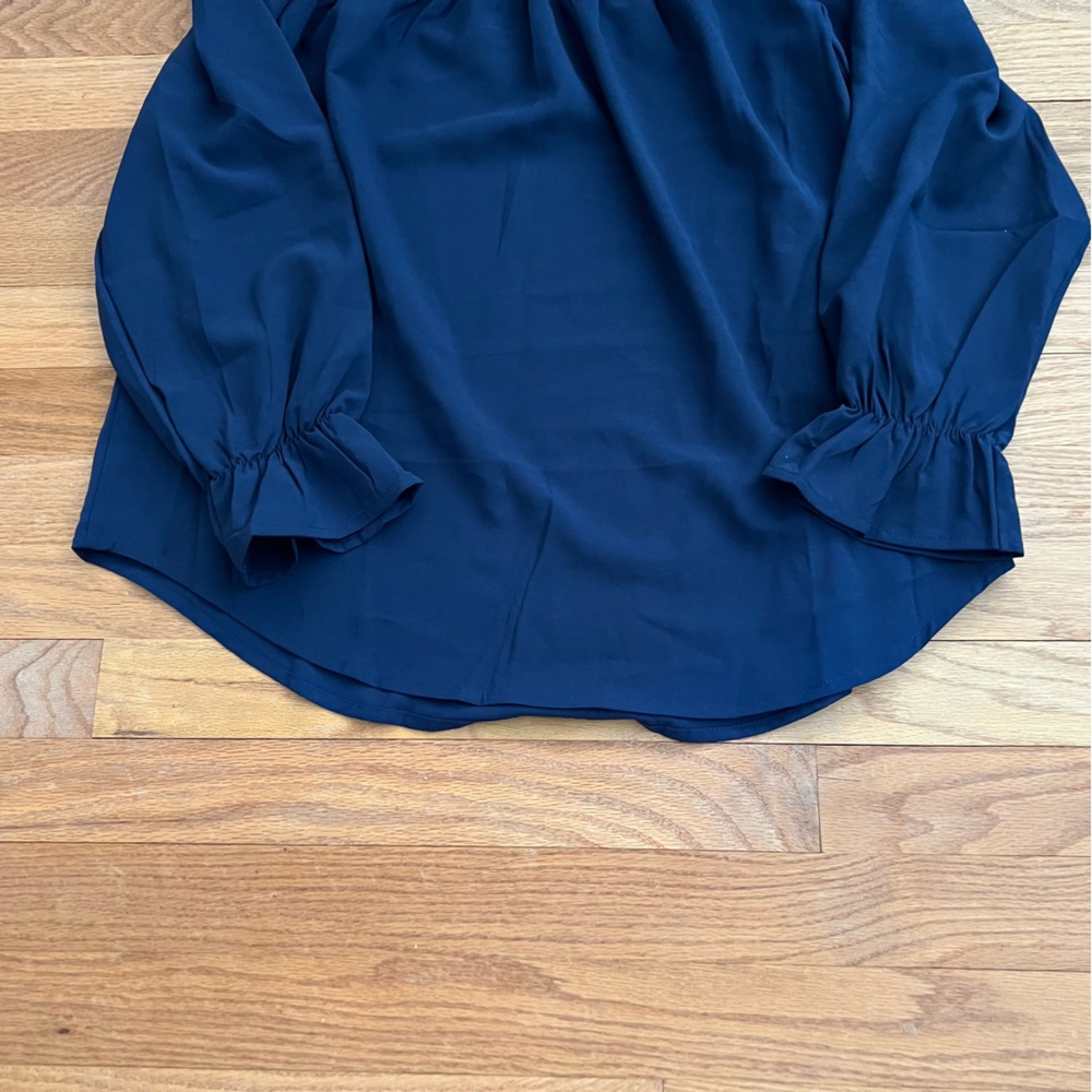 Women’s Off the Shoulder Ruffle Top - Picture 4 of 5